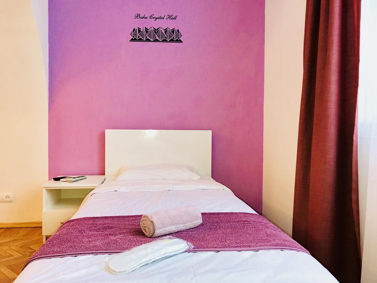 Check-In Apartment Near Fountain Square Vidadi Str Baku Exterior photo